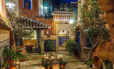 Elche + Arab Tea House